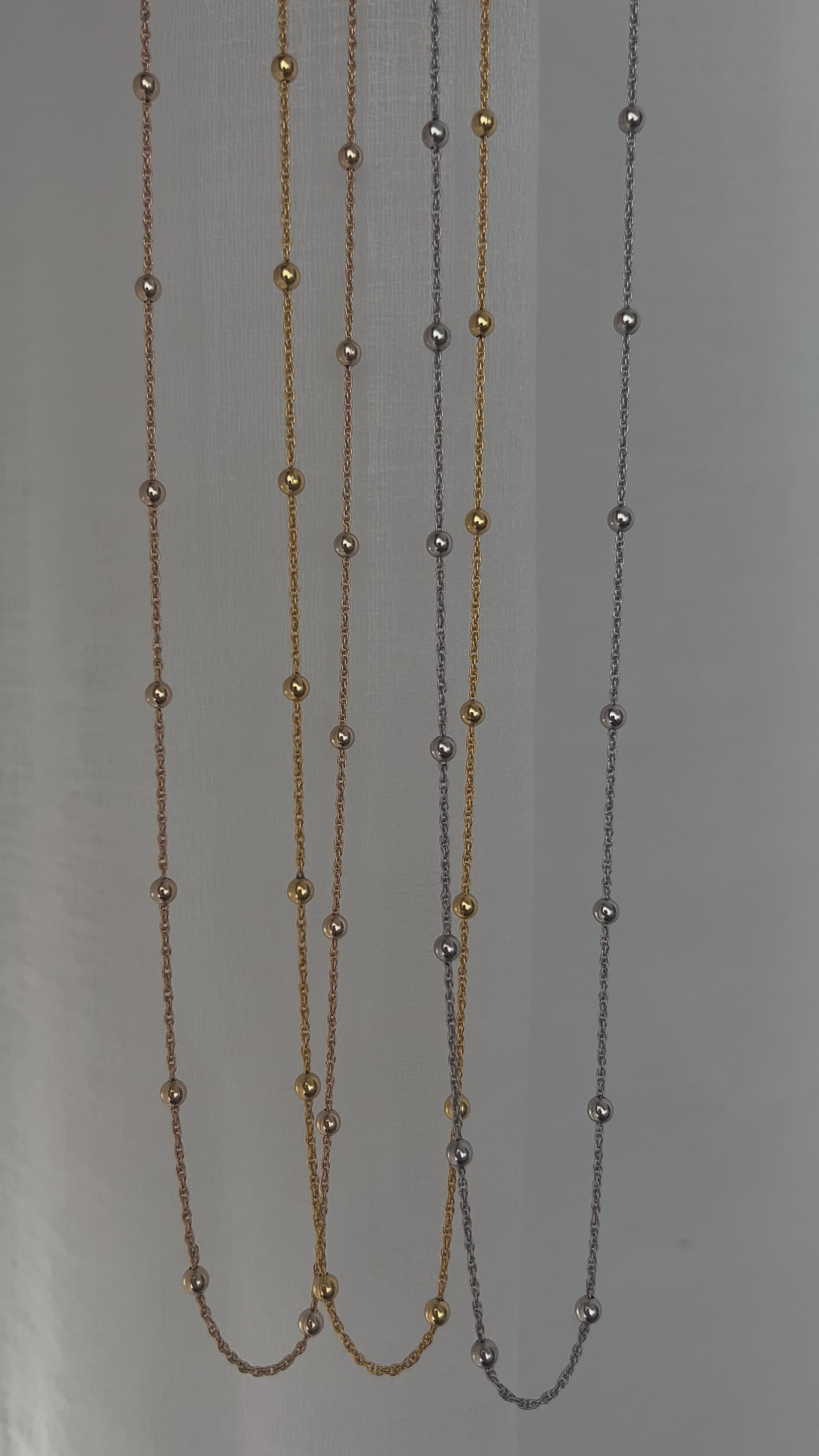 Cadena Esfera Minimal