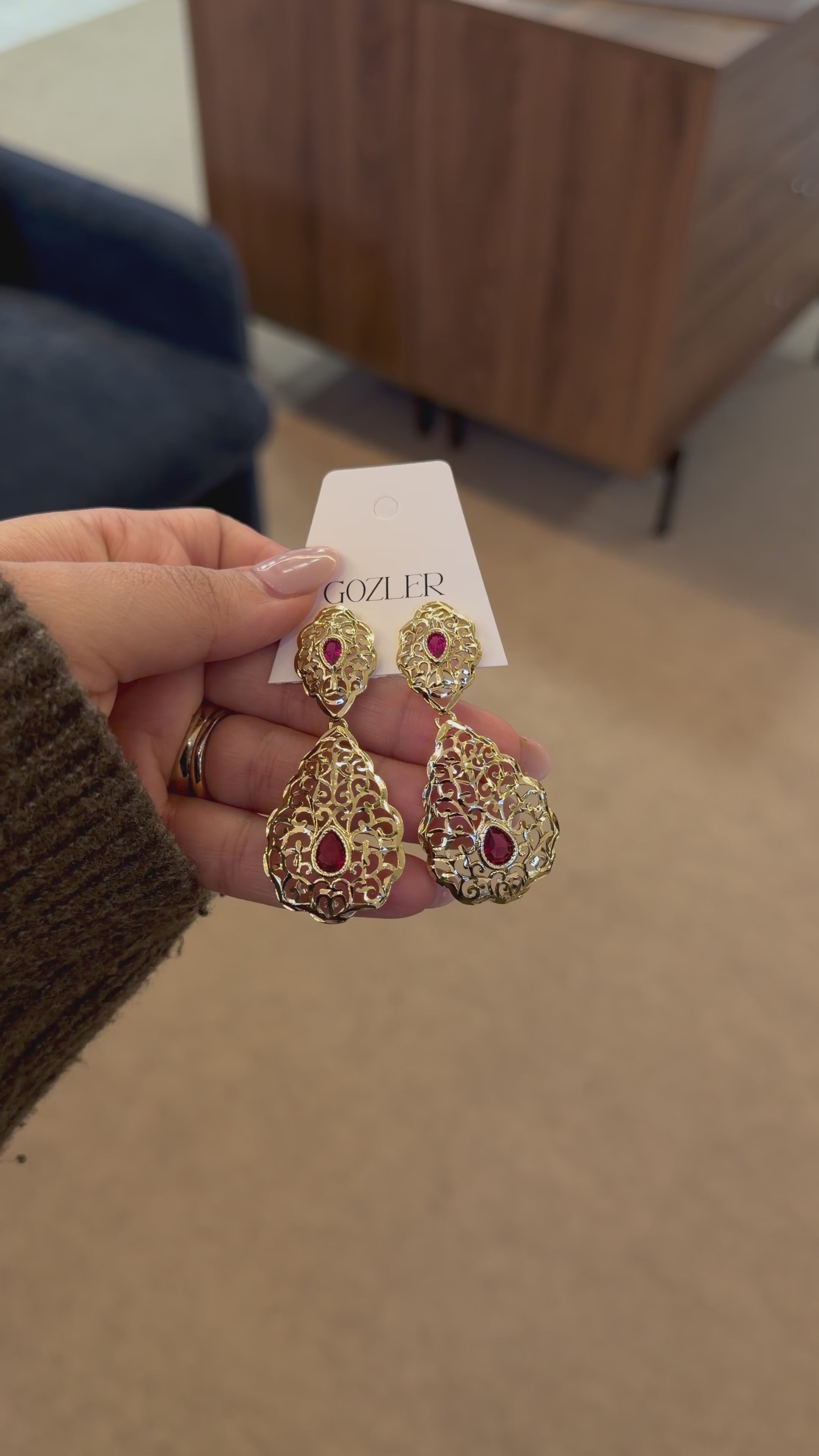 Pendiente flor rosada